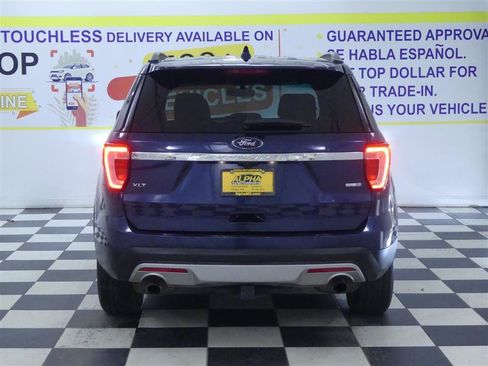 Used 2016 Ford Explorer XLT w/ Equipment Group 202A AWD/4WD image 6