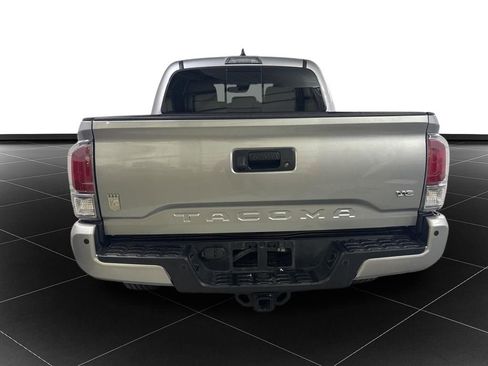 Used 2020 Toyota Tacoma TRD Sport w/ TRD Premium Sport Package image 4