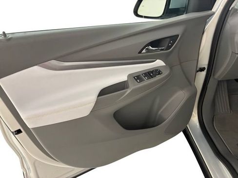 Certified 2022 Chevrolet Bolt EUV Premier FWD image 12