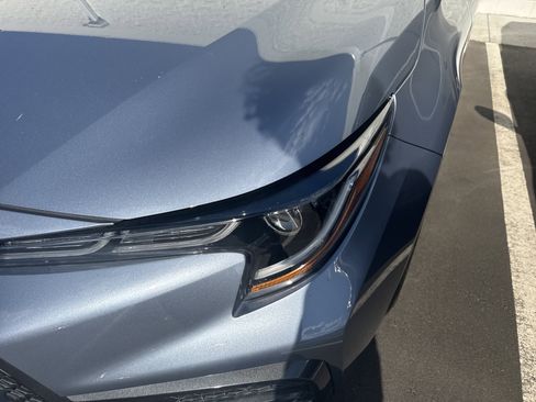 Used 2022 Toyota Corolla SE w/ SE Premium Package FWD image 12