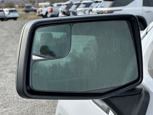 Used 2020 GMC Sierra 1500 4x4 Regular Cab w/ Sierra Value Package image 48