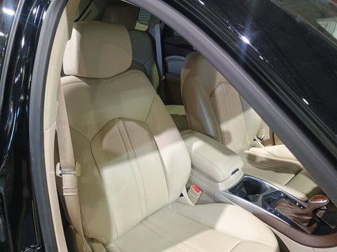 Used 2015 Cadillac SRX Premium image 31