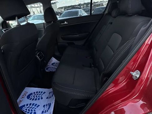 Used 2019 Kia Sportage LX AWD/4WD image 12