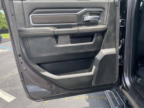 Used 2025 RAM 2500 Big Horn AWD/4WD image 19