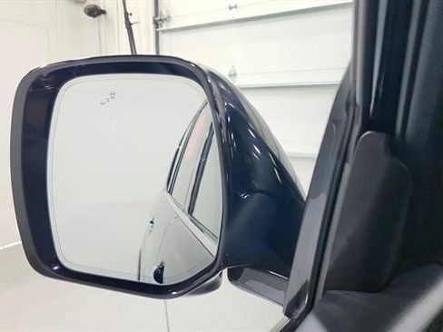 Certified 2023 Nissan Armada Platinum w/ Captain's Chairs Package RWD image 13