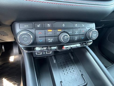 Used 2026 Dodge Durango GT AWD/4WD image 24