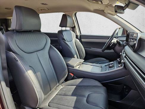Used 2025 Hyundai Palisade SEL FWD image 19