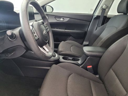 Used 2020 Kia Forte LXS FWD image 17