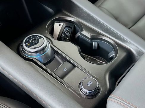 New 2026 Ford Explorer Active w/ Active Comfort Package image 17