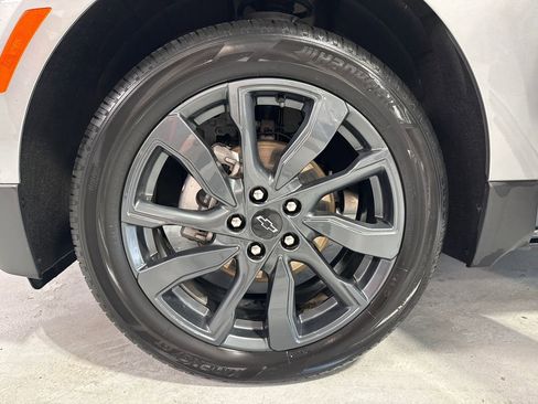 Used 2023 Chevrolet Equinox RS AWD/4WD image 45
