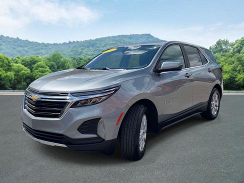Used 2024 Chevrolet Equinox LT w/ LPO, Floor Liner Package FWD image 23