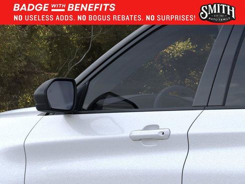 New 2026 Ford Explorer Active w/ Active Comfort Package RWD image 21