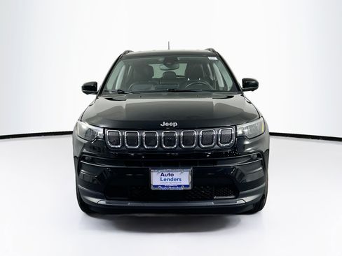 Used 2022 Jeep Compass Latitude w/ Convenience Group AWD/4WD image 2