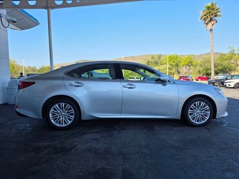 Used 2014 Lexus ES 350 w/ Premium Package FWD image 7