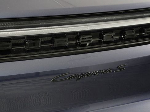 New 2026 Porsche Cayenne S image 22