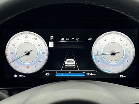New 2026 Hyundai Elantra Limited FWD image 13