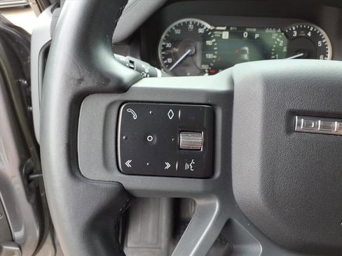 Used 2023 Land Rover Defender 110 X-Dynamic SE image 16