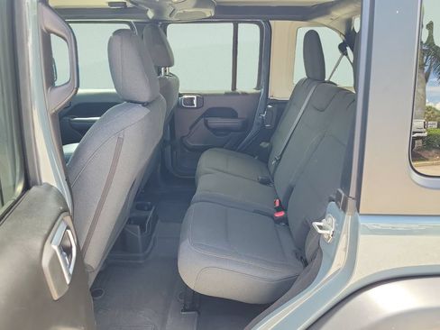 Used 2025 Jeep Wrangler Unlimited Sport AWD/4WD image 10