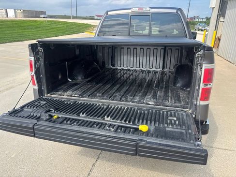 Used 2014 Ford F150 XLT w/ Equipment Group 302A Luxury AWD/4WD image 11