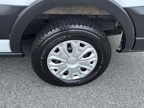 Used 2021 Ford Transit 350 XLT image 27