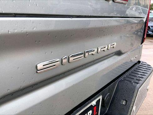 Used 2024 GMC Sierra 1500 SLT AWD/4WD image 31