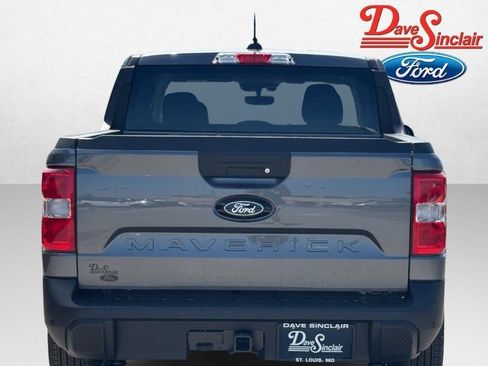 New 2026 Ford Maverick XLT w/ XLT Luxury Package FWD image 8