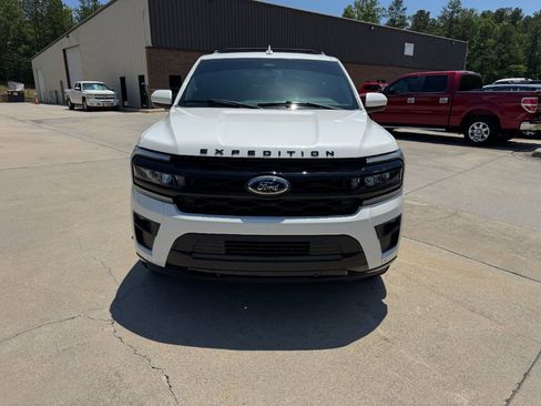 Used 2022 Ford Expedition Limited RWD image 8
