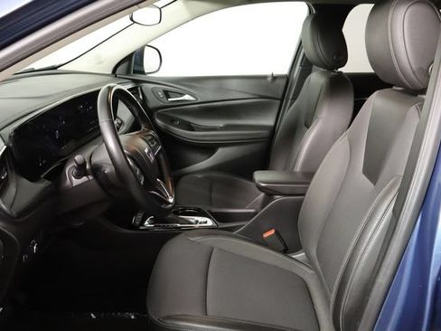 Used 2024 Buick Encore GX Preferred FWD image 14
