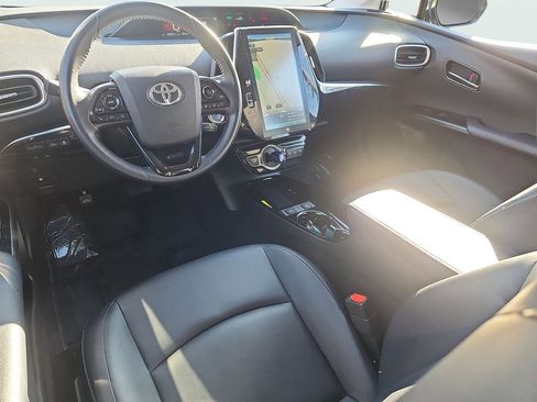 Used 2022 Toyota Prius Prime Limited image 11