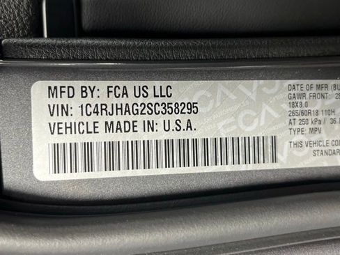 New 2025 Jeep Grand Cherokee Laredo X w/ Luxury Tech Group I image 10