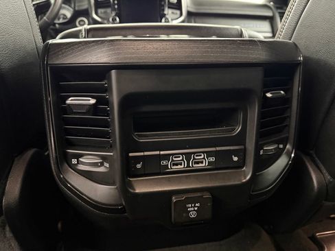 Used 2022 RAM 1500 Limited w/ Body-Colour Bumper Group AWD/4WD image 34