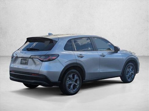 New 2026 Honda HR-V LX image 2