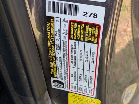 Used 2022 Toyota Tacoma SR w/ SR Convenience Package image 16