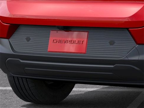 New 2026 Chevrolet Equinox EV LT image 14