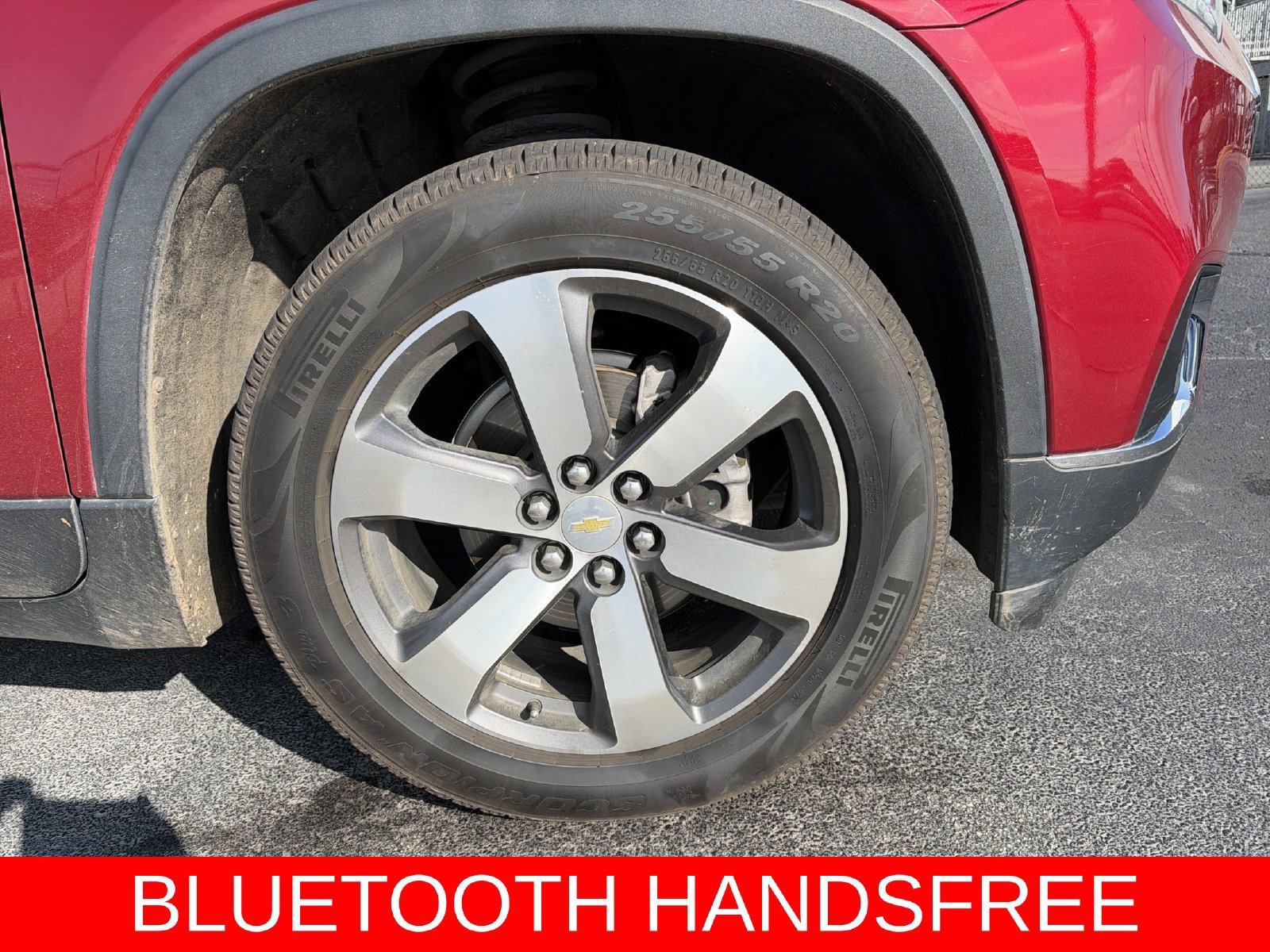 Used 2021 Chevrolet Traverse LT w/ LT Premium Package FWD image 4