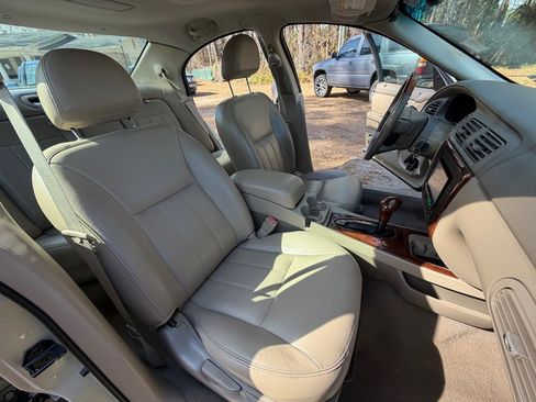 Used 2005 Mercury Sable LS image 21