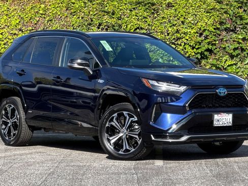 Used 2024 Toyota RAV4 XSE w/ Weather Package image 2