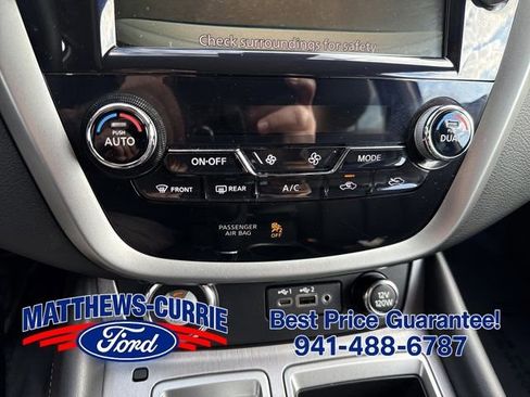 Used 2024 Nissan Murano SV w/ SV Midnight Edition Package FWD image 18