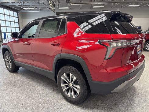 New 2026 Chevrolet Equinox LT w/ Convenience Package II image 5