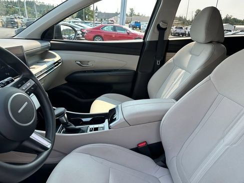 Used 2025 Hyundai Tucson SEL AWD/4WD image 9