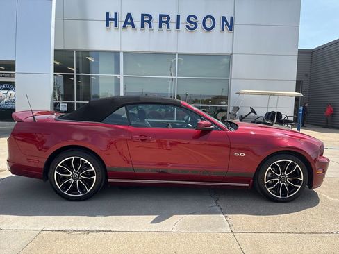 Used 2014 Ford Mustang GT Premium w/ Comfort Package RWD image 4