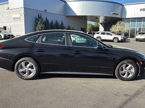 Used 2022 Hyundai Sonata SE FWD image 3