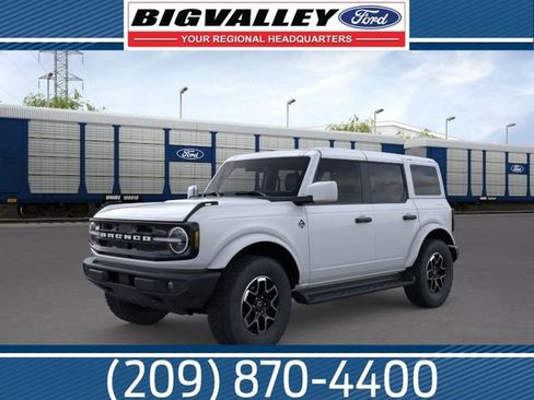 New 2026 Ford Bronco Outer Banks AWD/4WD image 1