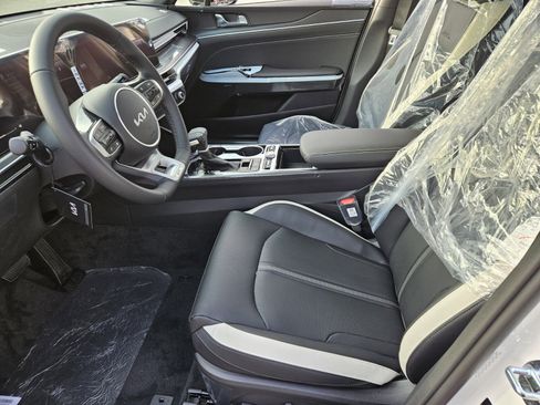 New 2026 Kia K5 GT-Line image 7