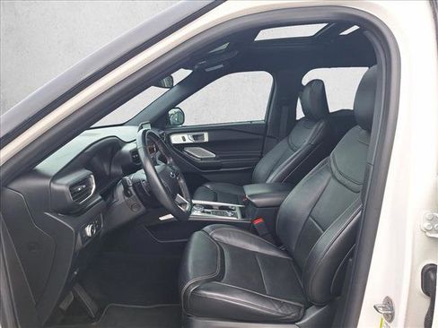 Used 2020 Ford Explorer ST w/ ST Street Pack image 10