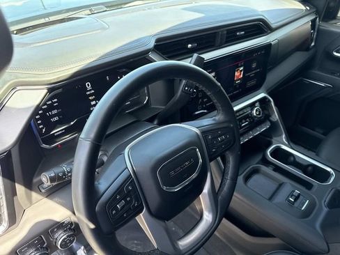 Used 2024 GMC Sierra 2500 Denali w/ Denali Reserve Package AWD/4WD image 19