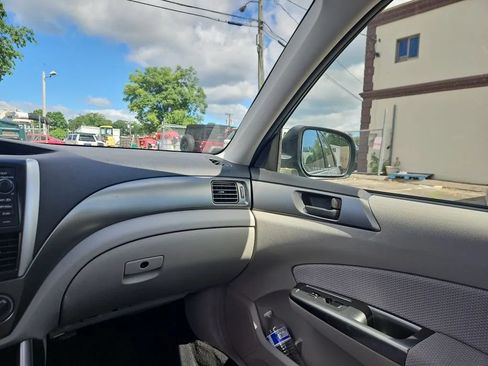 Used 2013 Subaru Forester 2.5X AWD/4WD image 15