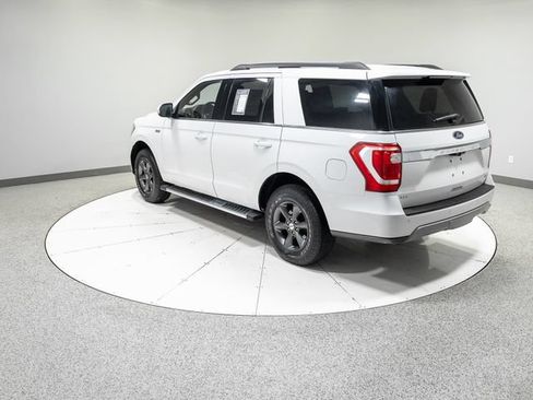 Used 2021 Ford Expedition XLT AWD/4WD image 34