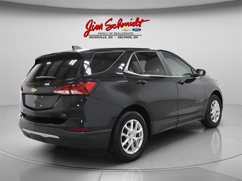 Used 2024 Chevrolet Equinox LT image 6