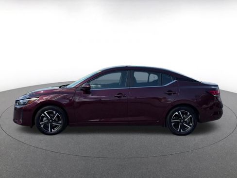 Used 2025 Nissan Sentra SV FWD image 9